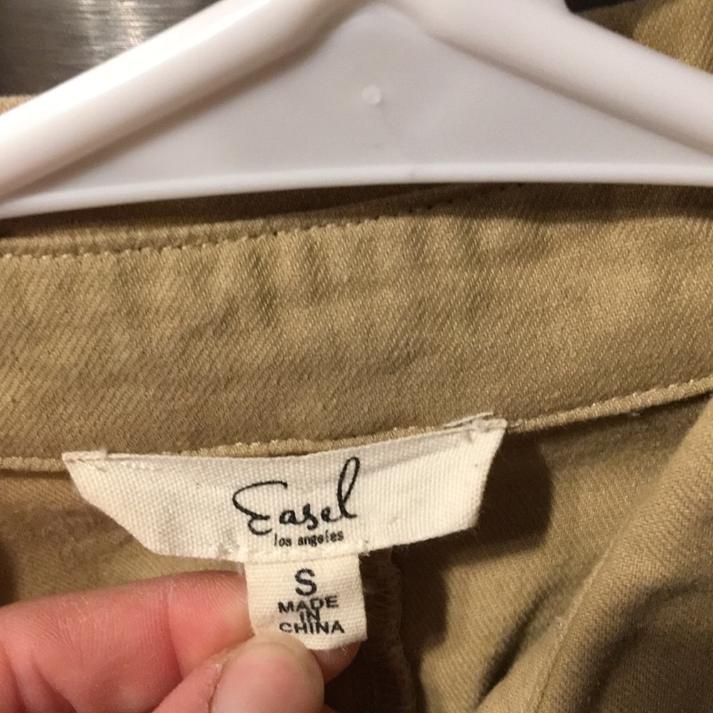 Button up from refinery - Picture 4 of 4